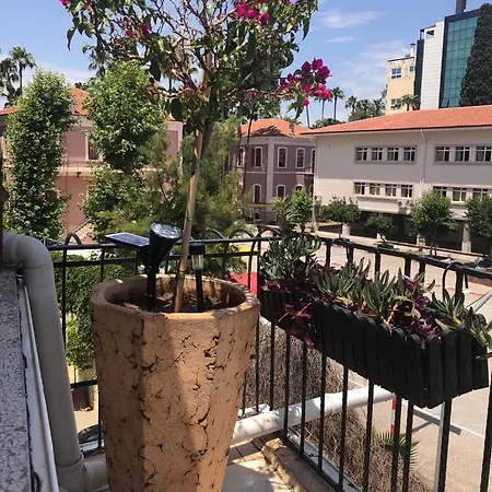Apartment Kaleici Benzersiz Donanimli Muethis Teras Keyfi Uygun Fiyat Ev