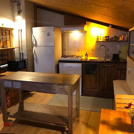 Apartment Kaleici Benzersiz Donanimli Muethis Teras Keyfi Uygun Fiyat Ev Antalya