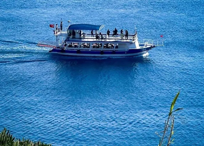 Kaleici Benzersiz Donanimli Muethis Teras Keyfi Uygun Fiyat Ev Lejlighed Antalya
