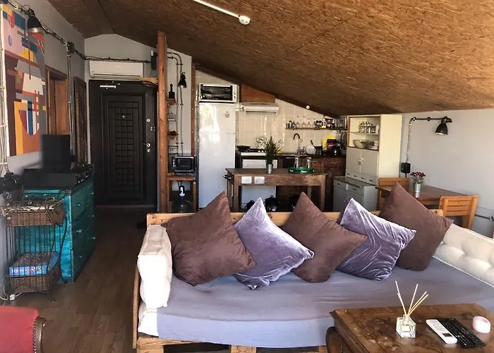 Kaleici Benzersiz Donanimli Muethis Teras Keyfi Uygun Fiyat Ev * Antalya