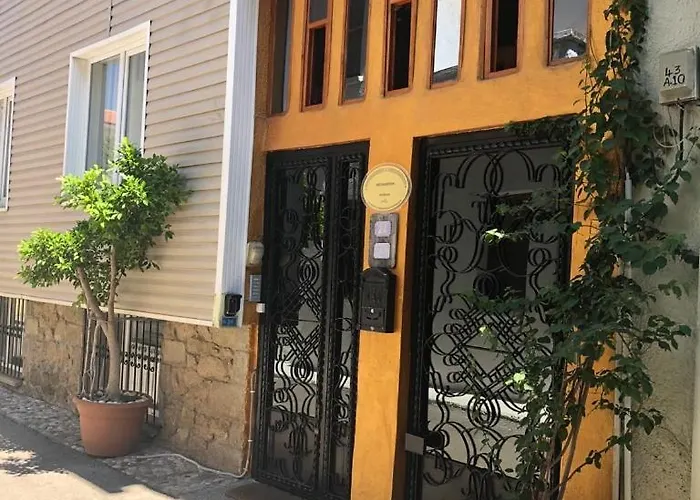 Kaleici Benzersiz Donanimli Muethis Teras Keyfi Uygun Fiyat Ev Apartment Antalya