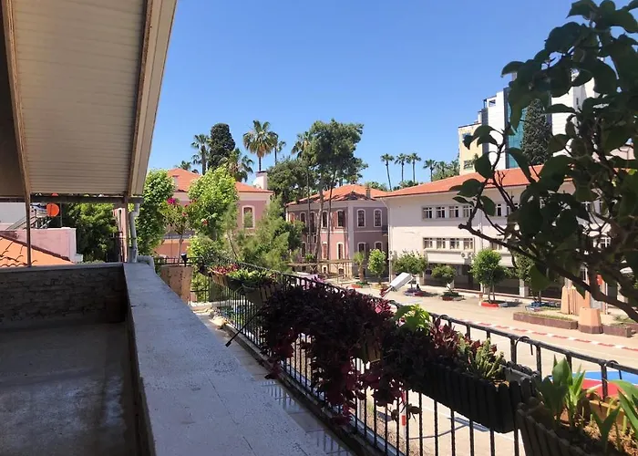 Kaleici Benzersiz Donanimli Muethis Teras Keyfi Uygun Fiyat Ev Apartment Antalya