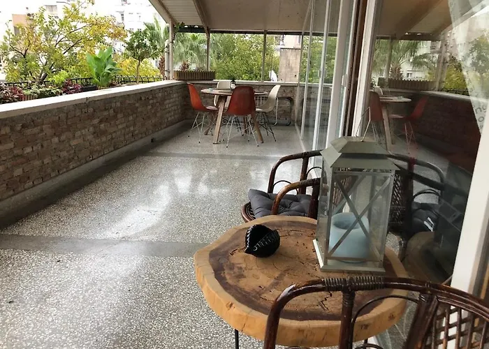 Kaleici Benzersiz Donanimli Muethis Teras Keyfi Uygun Fiyat Ev