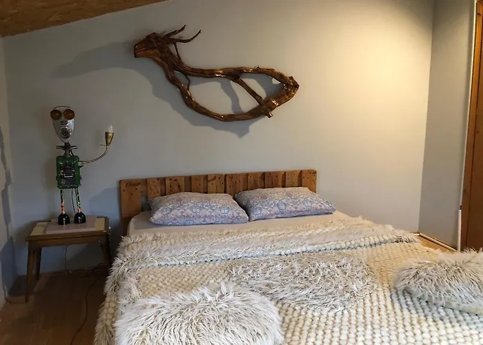 Apartment Kaleici Benzersiz Donanimli Muethis Teras Keyfi Uygun Fiyat Ev Antalya