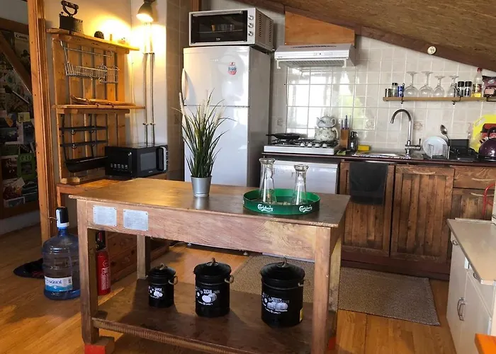 Kaleici Benzersiz Donanimli Muethis Teras Keyfi Uygun Fiyat Ev * Antalya