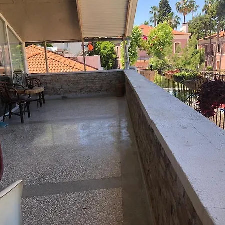 Appartement Kaleici Benzersiz Donanimli Muethis Teras Keyfi Uygun Fiyat Ev