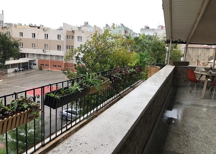 Kaleici Benzersiz Donanimli Muethis Teras Keyfi Uygun Fiyat Ev 아파트 *