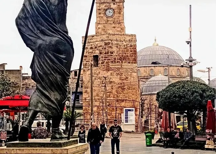 아파트 Kaleici Benzersiz Donanimli Muethis Teras Keyfi Uygun Fiyat Ev 안탈리아