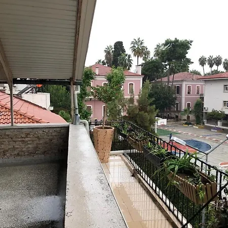 Daire Kaleiçi Benzersiz Donanımlı Müthiş Teras Keyfi Uygun Fiyat Ev *